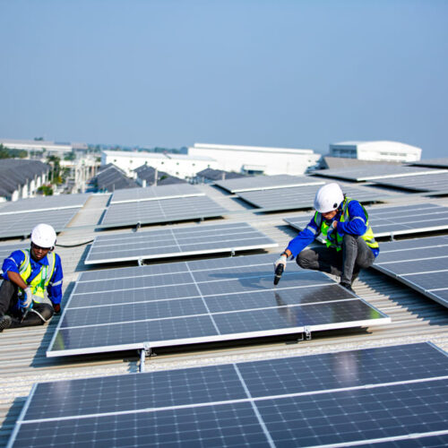 Todo sobre los paneles solares en El Salvador: energía limpia y ahorro garantizado