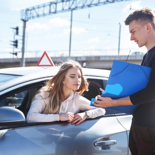 ¿Puedo conducir sin seguro de auto en Costa Rica? Lo que dice la ley
